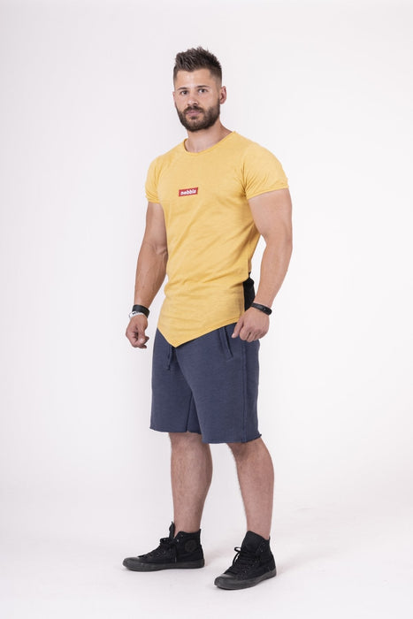 Nebbia Red Label V-Typical T-Shirt 142 - Mustard